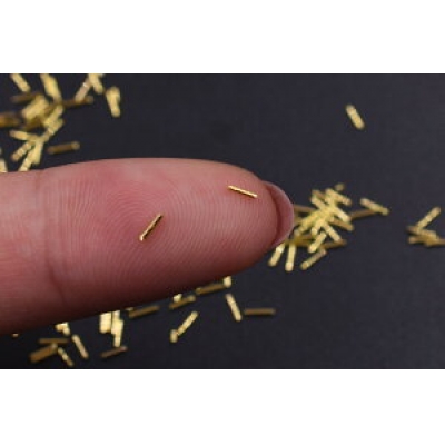 ネイルパーツ メタルパーツ スティック 0.5×3mm ゴールド【約500ヶ】