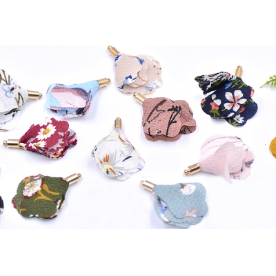 タッセルチャーム お花 CCB付 全6色【10ヶ】