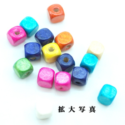 ウッドビーズ　カラーミックス キューブ 10mm(100g)