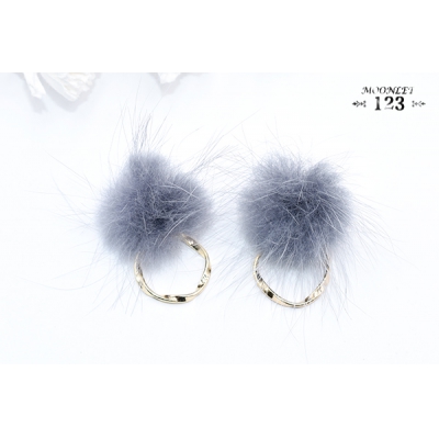 ミンクファーピアス ツイスト丸フレームチャーム【1ペア】 