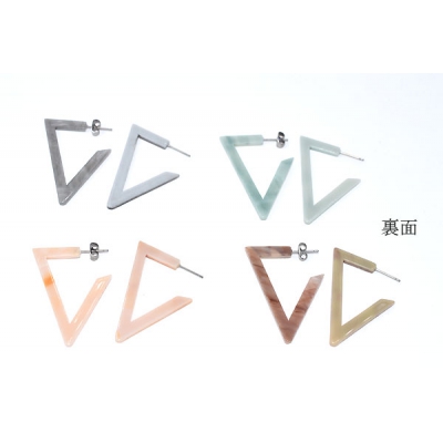 完成品 チタンピアスNo.55 三角 全6色【1ペア】