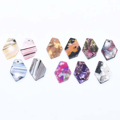 アクリルパーツ プレート 不規則1穴 15×24mm べっ甲風【10ヶ】