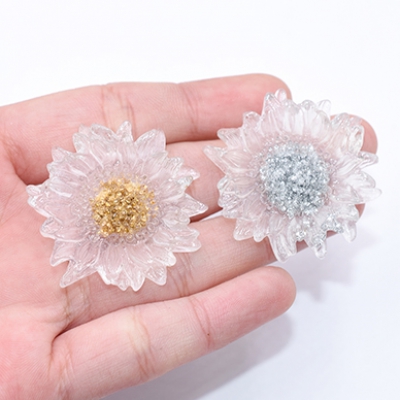 高品質デコパーツ 樹脂パーツ 菊 35×36mm クリア【10ヶ】