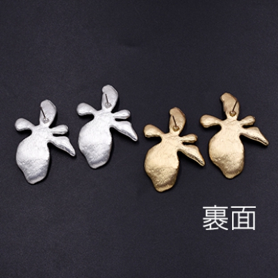 ピアス金具 フラワー 36×48mm【4ヶ】