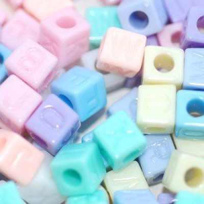 アクリルビーズ キューブ カラーミックス 6x7mm(10g/43ヶ)