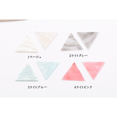 アクリルパーツ プレート 三角 穴なし 32×36mm【10ヶ】