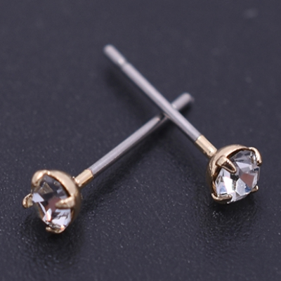 ストーンピアス ラウンドカット 3×3mm ゴールド【10ヶ】