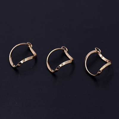 フープチャーム ツイスト 20×31mm ゴールド【10ヶ】