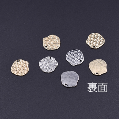 メタルパーツ 模様入り不規則 1穴 15×16mm【20ヶ】