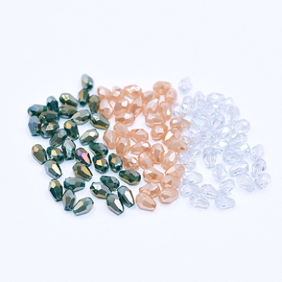 高品質ガラスビーズ 雫カット 4×5mm メッキ【1連(約90ヶ)】