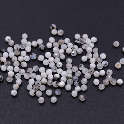 高品質天然石ビーズ ムーンストーン ラウンドカット 3mm【1連(約110ヶ)】