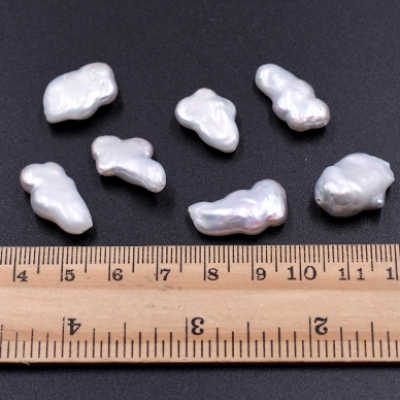 高品質淡水パール 不規則No.6 天然素材【2ヶ】