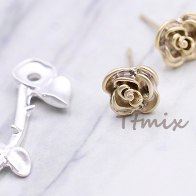 ピアス 1本のバラのピアス 枝チャーム ポストピアス【1ペア】