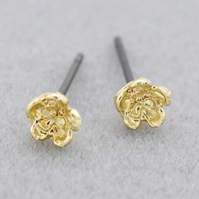 デザインチタンピアス 花 5×5mm チタンポストキャッチ付き【10ヶ】