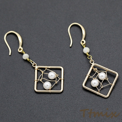パール付き菱形×天然石ピアス 金属フックピアス【1ペア】