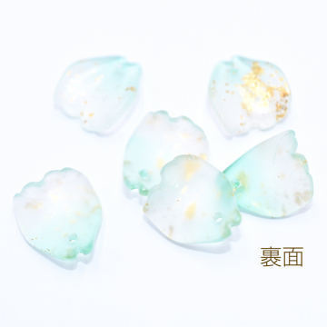 チェコガラスチャーム 金箔入り 花びら 1穴 11×12mm 20個入