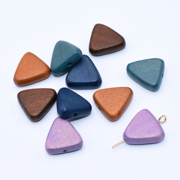 ウッドビーズ 染色 三角形 16×16mm【10ヶ】