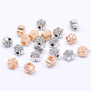 メタルビーズ フラワー 6×6mm【40g(約70ヶ)】