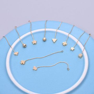 チェーンチャーム 三角形 6×6.5mm 1カン ゴールド【4ヶ】