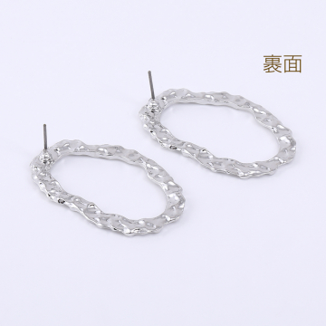 デザインチタンピアス 不規則オーバル 23×41mm【4ヶ】
