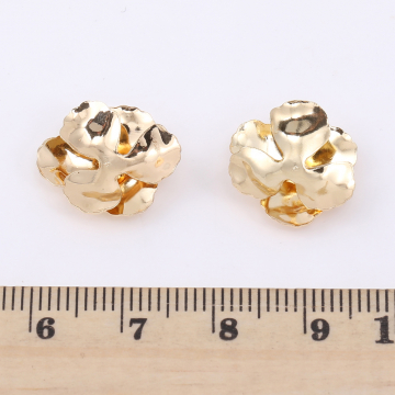 デザインポストピアス 2連三弁花 15×16mm ゴールド（6ヶ）