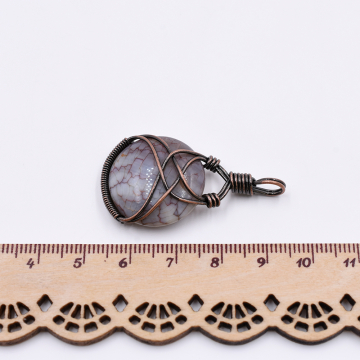 天然石チャーム １カンつき 円形 グレー  41x22mm 銅古美（1ヶ）