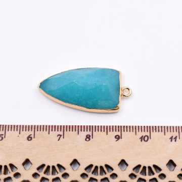 天然石チャーム １カンつき 三角形カット ブルー  34x16mm ゴールド（1ヶ）