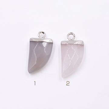 天然石チャーム １カンつき 三角形カット 20x10mm  全2色 ロジウム（1ヶ）