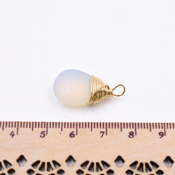 天然石チャーム １カンつき 雫形 26x13mm 全3色 ゴールド（1ヶ）