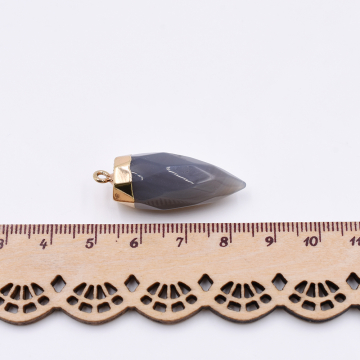 天然石チャーム 弾丸カット  1カン 全2色 35x13mm ゴールド (1ヶ）