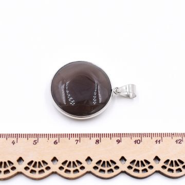 天然石ペンダントトップ  ラウンド  1カン ブラックアゲート 36x32mm ロジウム (1ヶ）