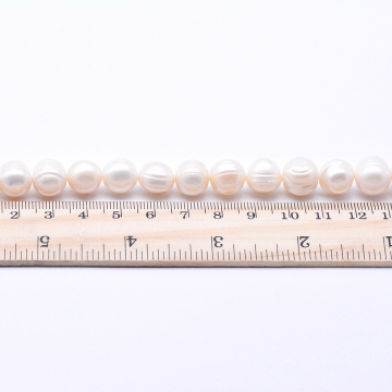 高品質淡水パールビーズ ラウンド 天然素材 ホワイト  11-12mm【1連（約35ヶ）】