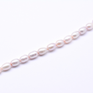 高品質淡水パールビーズ オーバル 天然素材 ライトピンク 7-8mm【1連（約38ヶ）】