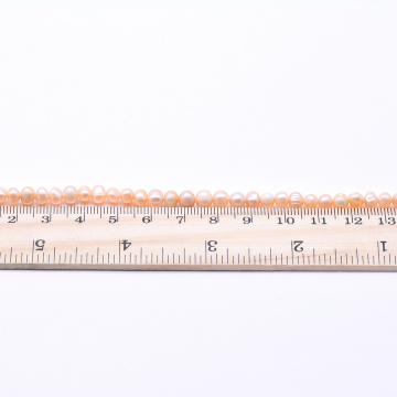 高品質淡水パールビーズ オーバル 天然素材 ベージュ  4-4.5mm【1連（約80ヶ）】