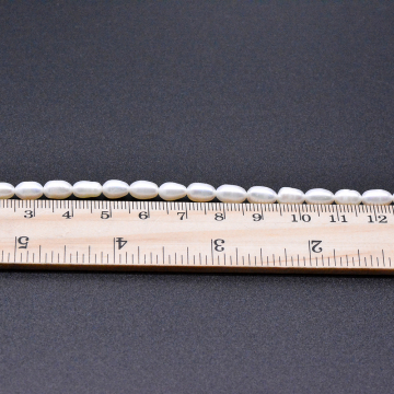 高品質淡水パールビーズ オーバル 天然素材 ホワイト  5mm【1連（約45ヶ）】