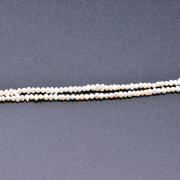 高品質淡水パールビーズ 不規則 天然素材 ホワイト 2mm【1連（約190ヶ）】