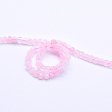 天然石ビーズカット正方形 ピンク 4×4mm【1連（約100ヶ）】