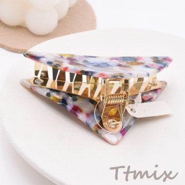 三角形バンスクリップ