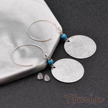 メタルプレートフープピアス