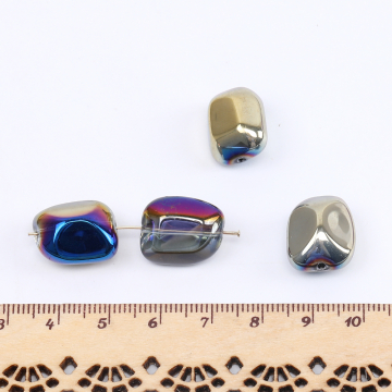 ガラスビーズ 不規則カット 13×16mm メッキ ＡＢカラー（10ヶ）