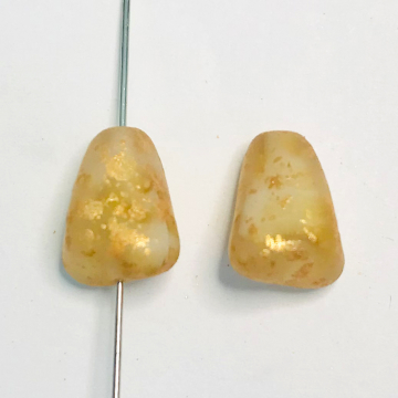 チェコビーズ　ドロップ ブロンズゴールド 12x10mm （4ヶ）