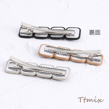ヘアクリップ ヘアアクセサリー リボン 4連スクエア型 2.2×8.5cm（1ヶ）
