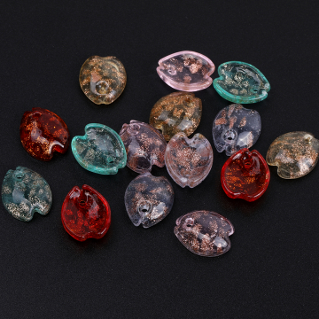 瑠璃チャーム 金箔入り 花びら 1穴 13×15mm（2ヶ）