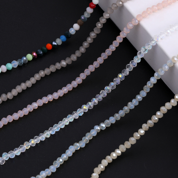 メッキガラスビーズ ボタンカット 3×4mm（1連）