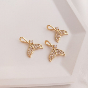 ジルコニアチャーム 魚の尾 カン付き 12×15mm  （1ヶ）