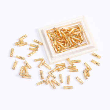 シードビーズ ツイストビーズ 3×9mm ゴールド（20g）