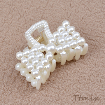 アクリルバンスクリップ ヘアアクセサリー パール風 3×4cm（6個セット）