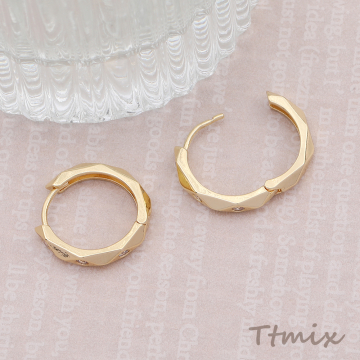 ジルコニア付きフープピアス カット 3.5×17mm ゴールド（2ヶ）