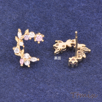 デザインピアス リーフの枝（1ペア）