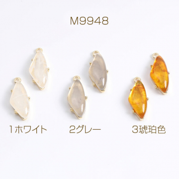 樹脂チャーム メタルチャーム ロング三角形 カン付き 9×23mm ゴールド（6ヶ）